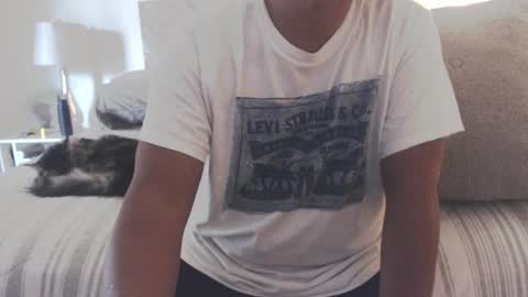 Snapshot of moreofthis chatting on April 2026 03:35:01 PM Didier online show from April 2026 03:35:01 PM