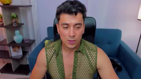 Snapshot of morgan_ra chatting on November 2025 04:00:02 PM morgan_ra online show from November 2025 04:00:02 PM