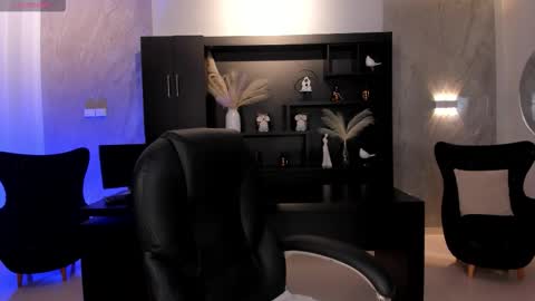 Morgan Hicks online show from September 2025 03:33:02 AM