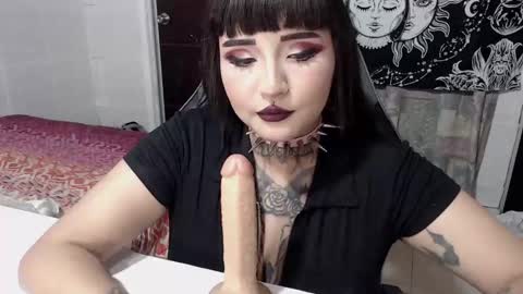 Morgan Moon online show from September 2025 09:05:02 PM