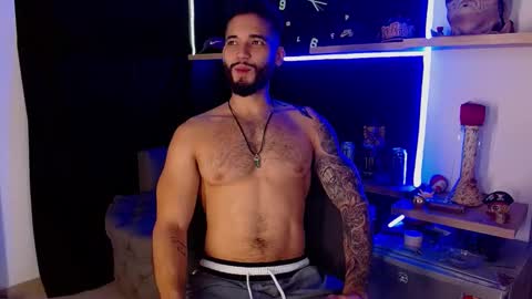 Snapshot of morgann_jones chatting on February 2025 10:15:02 PM morgan online show from February 2025 10:15:02 PM