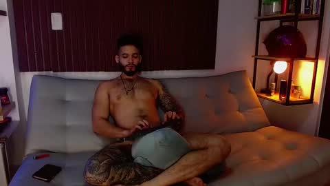 Snapshot of morgann_jones chatting on March 2025 03:11:02 AM morgan online show from March 2025 03:11:02 AM