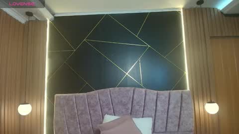 Moriah online show from March 2026 12:11:01 PM