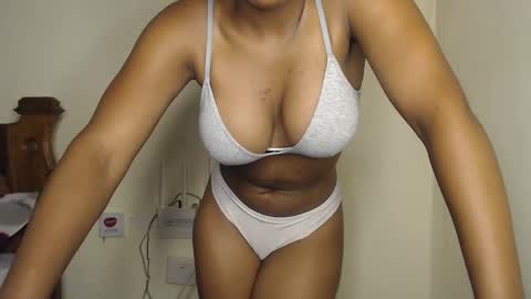 Mellisa online show from December 2024 09:45:01 PM