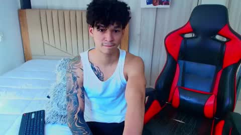 Snapshot of morthy_downey chatting on January 2025 08:30:02 PM Morthy online show from January 2025 08:30:02 PM