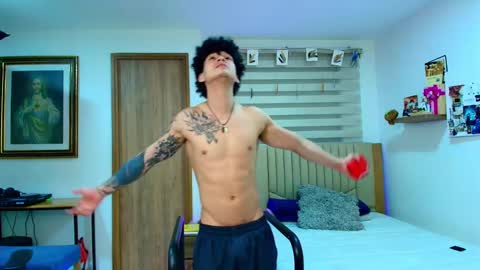 Snapshot of morthy_downey chatting on February 2025 07:10:02 PM Morthy online show from February 2025 07:10:02 PM