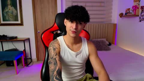 Snapshot of morthy_downey chatting on February 2025 01:35:02 PM Morthy online show from February 2025 01:35:02 PM