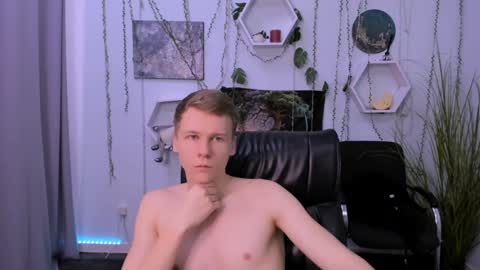 Snapshot of mory_arti chatting on December 2024 04:23:02 AM Welcome here online show from December 2024 04:23:02 AM