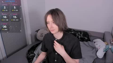 mothkink Moth  -  online show from May 2026 06:13:01 PM