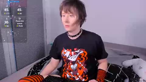 mothkink Moth  -  online show from July 2026 07:05:02 PM