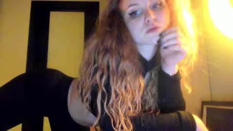 Snapshot of moviestar_ chatting on December 2024 09:50:01 PM Eva online show from December 2024 09:50:01 PM