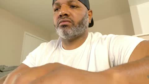 mr6ray online show from October 2025 02:45:02 AM