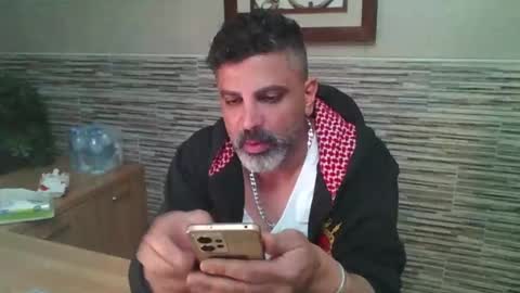 JUST FOR GIRLS     online show from February 2025 08:08:02 PM