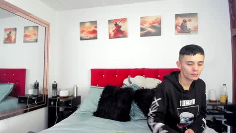 Snapshot of mr_andresr chatting on December 2024 04:27:02 PM Andy online show from December 2024 04:27:02 PM