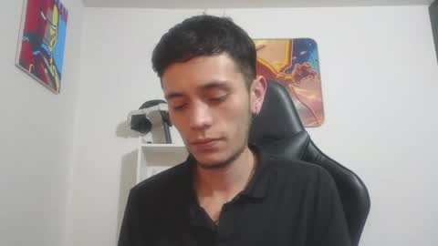 Snapshot of mr_andresr chatting on April 2026 03:28:02 AM Andy online show from April 2026 03:28:02 AM