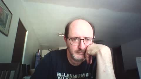 MrAnonymou57 online show from April 2026 06:28:01 PM