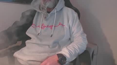 mr_boombastic2021 online show from February 2025 10:59:02 AM