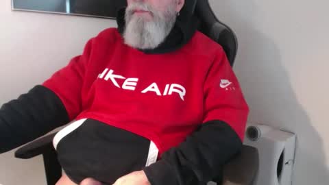 mr_boombastic2021 online show from January 2026 11:15:02 AM