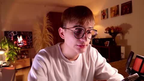 Mr Evans online show from September 2025 03:24:02 PM