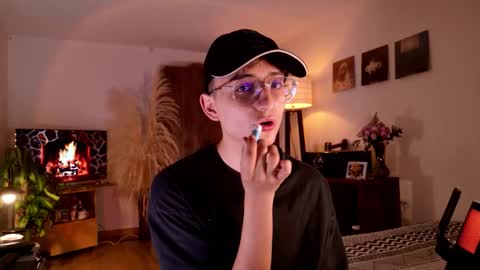 Mr Evans online show from October 2025 04:49:02 PM