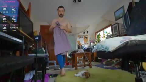 ninko online show from February 2025 01:38:02 PM