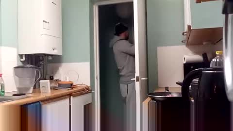 Snapshot of mr_i_ chatting on December 2024 09:42:02 PM mr_i_ online show from December 2024 09:42:02 PM