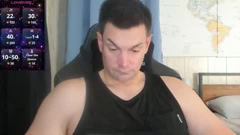 Snapshot of mr_mac69 chatting on January 2025 07:07:02 PM Cam online show from January 2025 07:07:02 PM