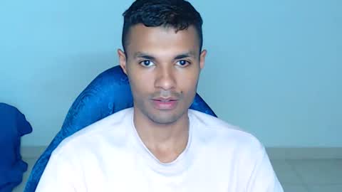 Snapshot of mr_max__ chatting on April 2026 12:13:02 AM Max online show from April 2026 12:13:02 AM