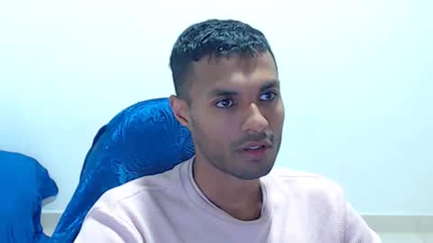 Snapshot of mr_max__ chatting on April 2026 09:05:01 PM Max online show from April 2026 09:05:01 PM