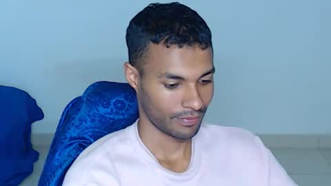 Snapshot of mr_max__ chatting on April 2026 02:30:01 PM Max online show from April 2026 02:30:01 PM