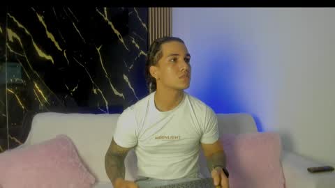 mr_maximo online show from April 2026 02:14:01 AM