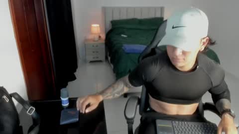 mr_maximo online show from May 2026 03:26:01 AM