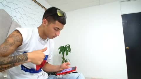 Mr Porn  online show from May 2026 01:02:02 AM