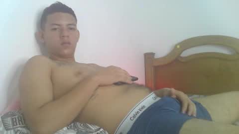 mr_sharkmaster777 online show from January 2025 05:33:01 PM