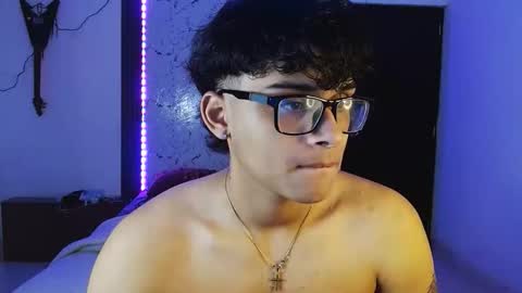 yisuz online show from June 2026 11:48:01 AM
