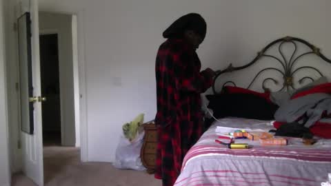 Snapshot of mrbigdthomas chatting on October 2025 04:59:01 PM MrBigDThomas online show from October 2025 04:59:01 PM