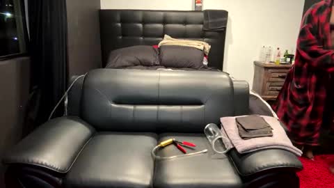 MrBigDThomas online show from March 2026 12:06:02 PM