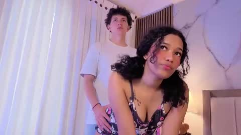 Snapshot of mrblake_ chatting on November 2025 09:06:02 PM Mrs and Miss Blake online show from November 2025 09:06:02 PM