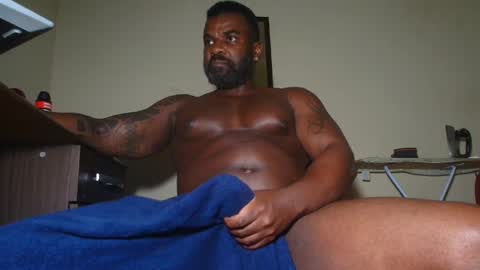 Snapshot of mrbrown_strong chatting on February 2025 02:18:01 AM mr brown online show from February 2025 02:18:01 AM