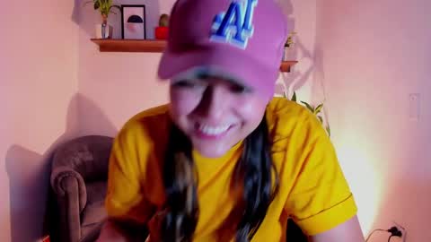 Laura online show from February 2025 03:31:02 AM