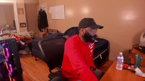 Snapshot of mrchuckdailyxxx chatting on December 2024 11:17:01 AM Chuck Daily online show from December 2024 11:17:01 AM