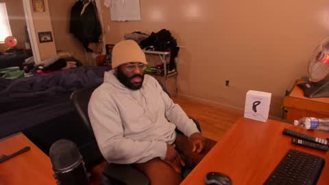 Snapshot of mrchuckdailyxxx chatting on December 2024 01:24:02 PM Chuck Daily online show from December 2024 01:24:02 PM