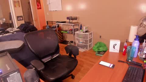 Snapshot of mrchuckdailyxxx chatting on January 2025 10:08:02 PM Chuck Daily online show from January 2025 10:08:02 PM