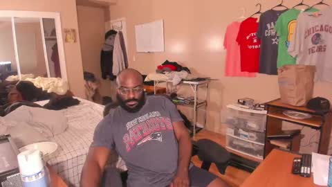 Snapshot of mrchuckdailyxxx chatting on October 2025 02:31:01 AM Chuck Daily online show from October 2025 02:31:01 AM