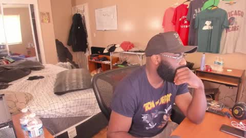 Snapshot of mrchuckdailyxxx chatting on October 2025 02:38:01 PM Chuck Daily online show from October 2025 02:38:01 PM