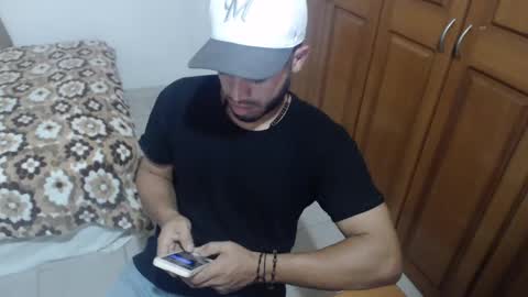Snapshot of mrcum24 chatting on January 2025 04:17:02 AM Will online show from January 2025 04:17:02 AM