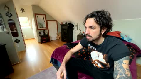 mrfanceypants online show from November 2025 07:51:02 PM