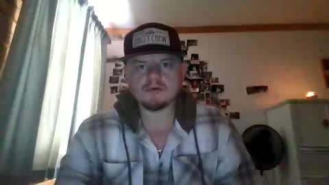 Snapshot of mrhandsome_1 chatting on February 2026 06:44:02 PM mrhandsome_1 online show from February 2026 06:44:02 PM