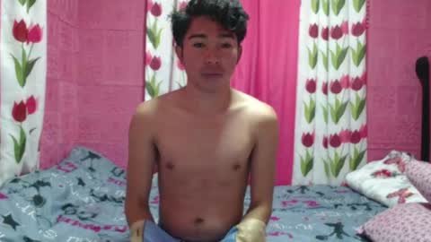 mrheartthief online show from June 2026 06:49:01 PM