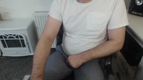 Snapshot of mrhorny_2023 chatting on February 2025 08:59:01 AM Your Mister online show from February 2025 08:59:01 AM